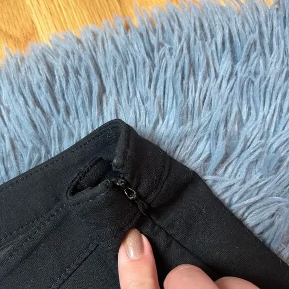 Cinq A Sept Black Cropped Pants Size 6 - Picture 6 of 7